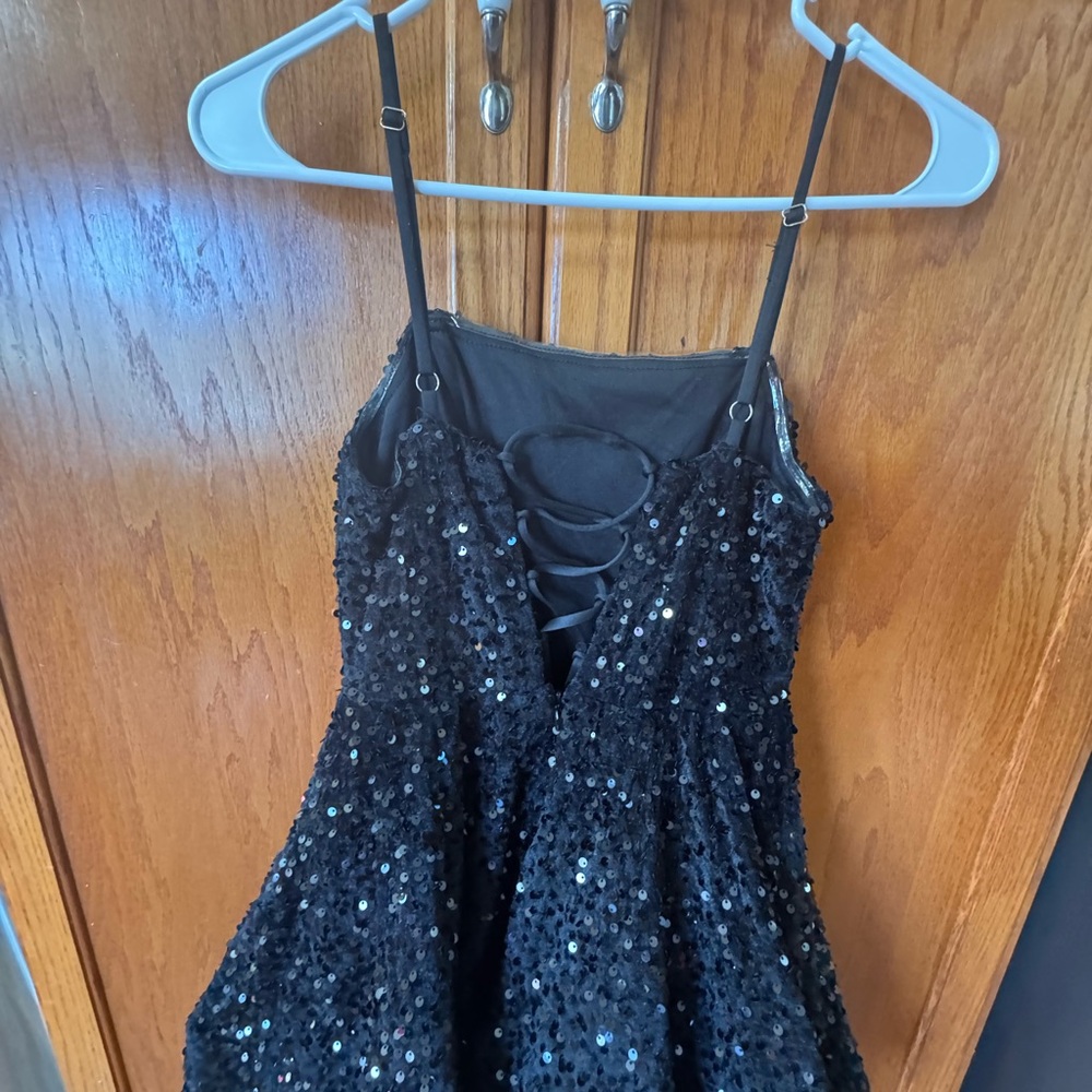 Dress black sequins sparkling - Picture 4 of 5